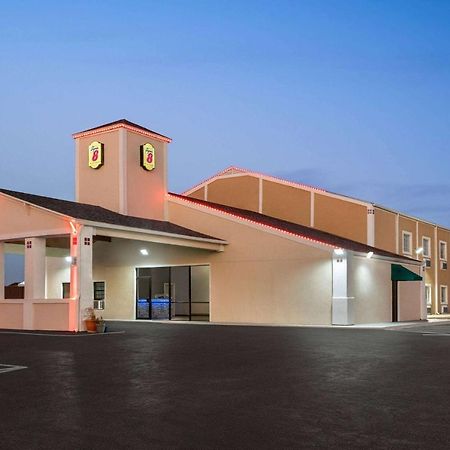 Super 8 by Wyndham Gainesville TX Eksteriør billede