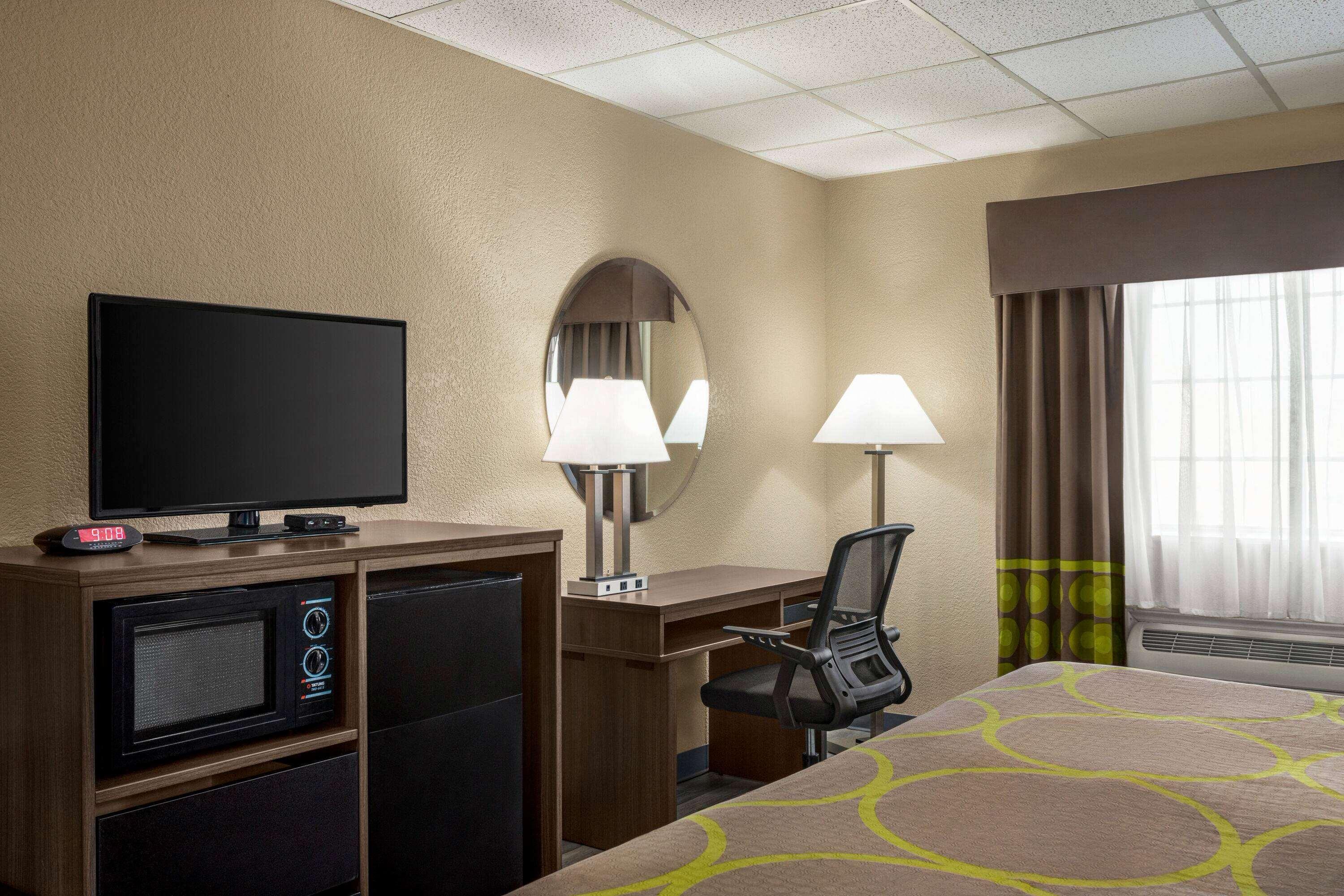 Super 8 by Wyndham Gainesville TX Eksteriør billede