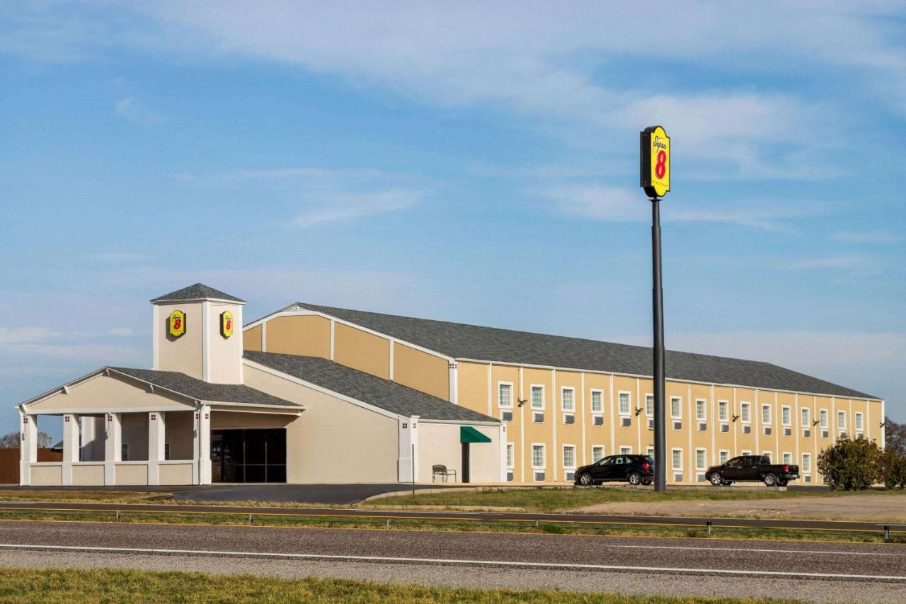 Super 8 by Wyndham Gainesville TX Eksteriør billede