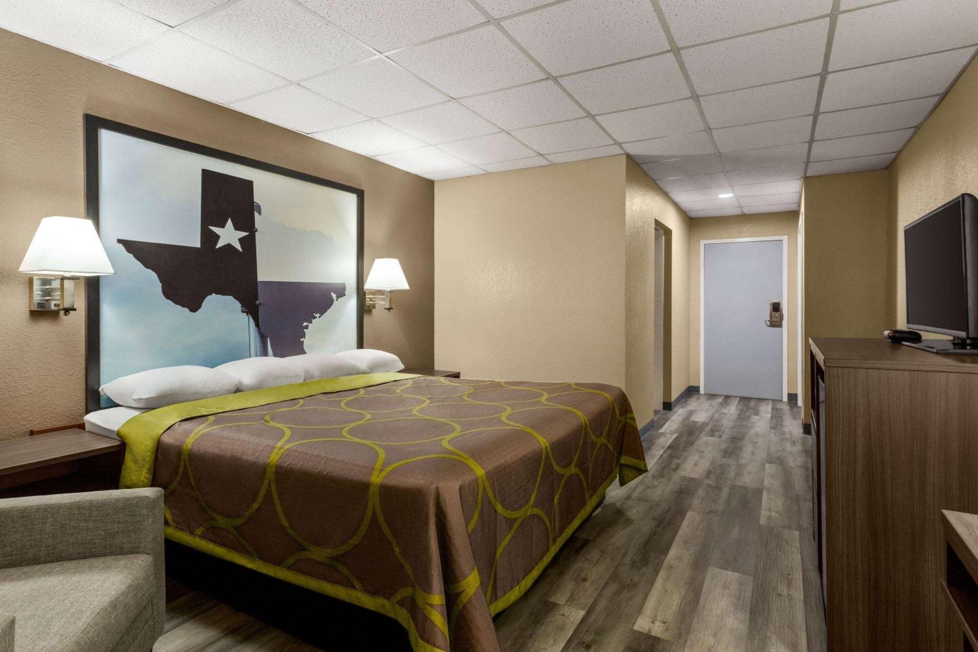 Super 8 by Wyndham Gainesville TX Eksteriør billede